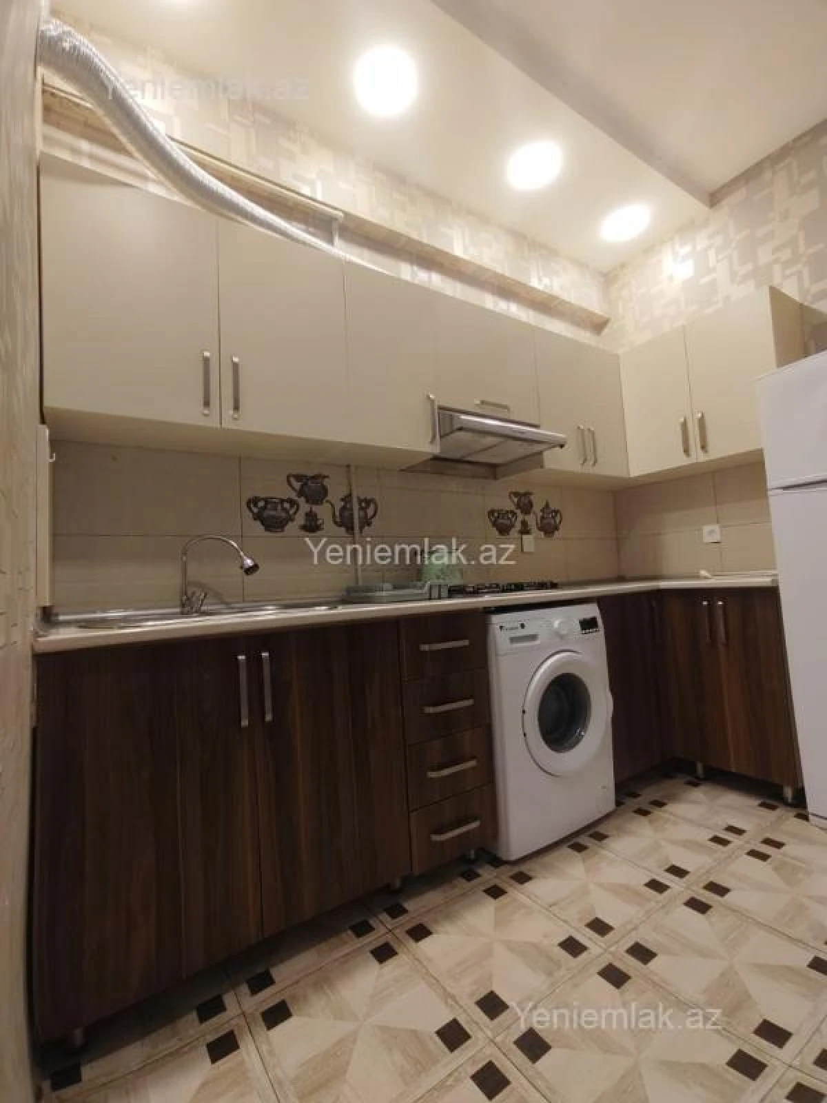 Satılır 2 otaqlı yeni tikili 80 m²