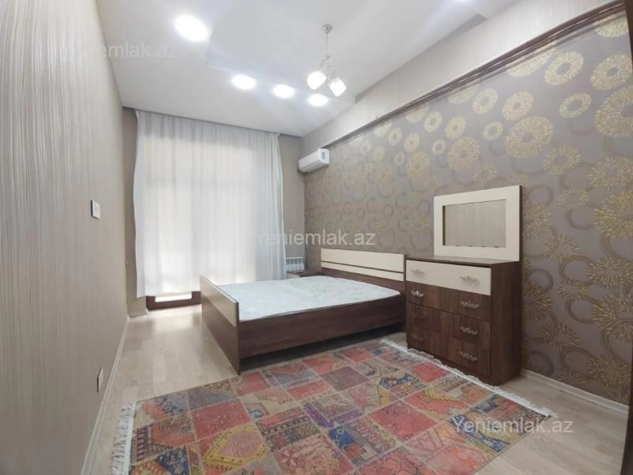 Satılır 2 otaqlı yeni tikili 80 m²