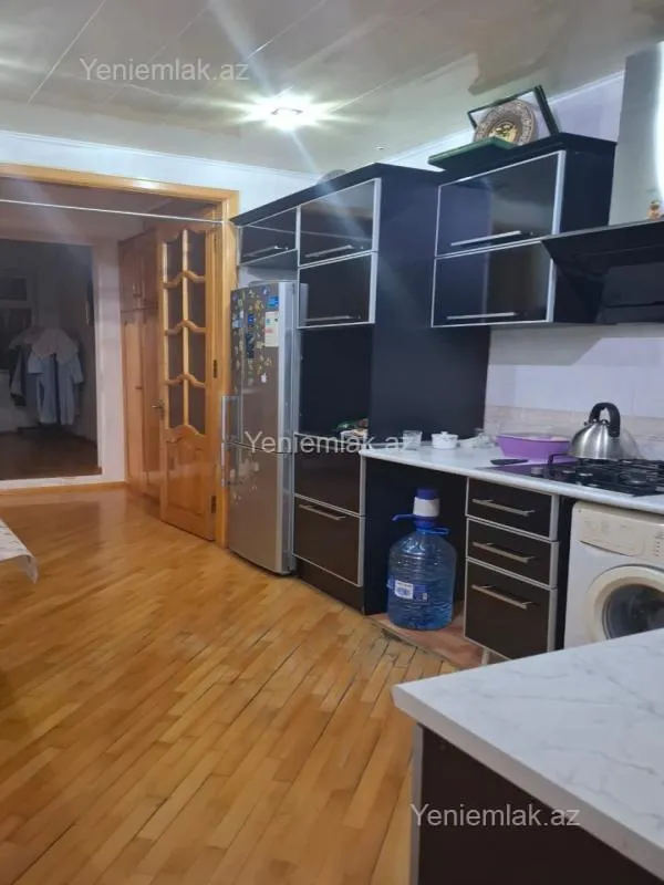 Satılır 4 otaqlı yeni tikili 80 m²
