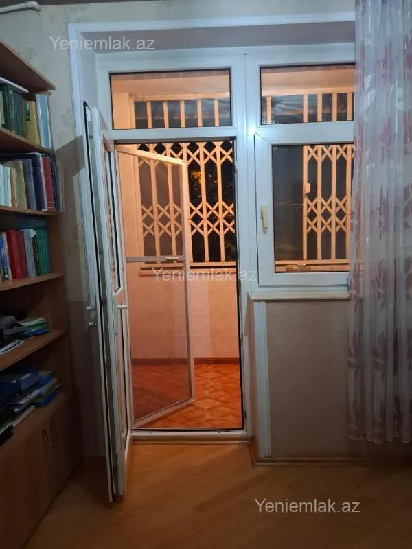 Satılır 4 otaqlı yeni tikili 80 m²