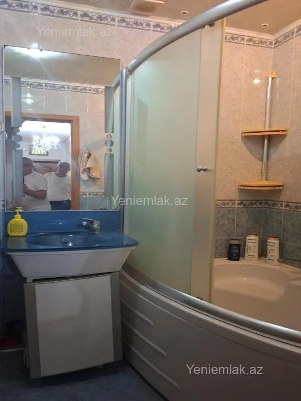 Satılır 4 otaqlı yeni tikili 80 m²