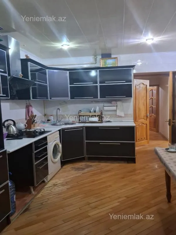 Satılır 4 otaqlı yeni tikili 80 m²