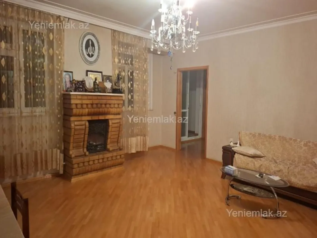Satılır 4 otaqlı yeni tikili 80 m²