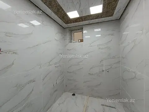 Satılır 6 otaqlı həyət evi 240 m²