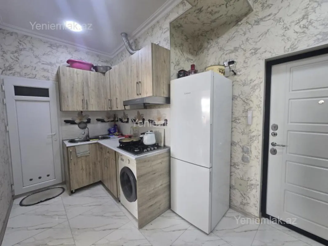 Satılır 2 otaqlı yeni tikili 60 m²