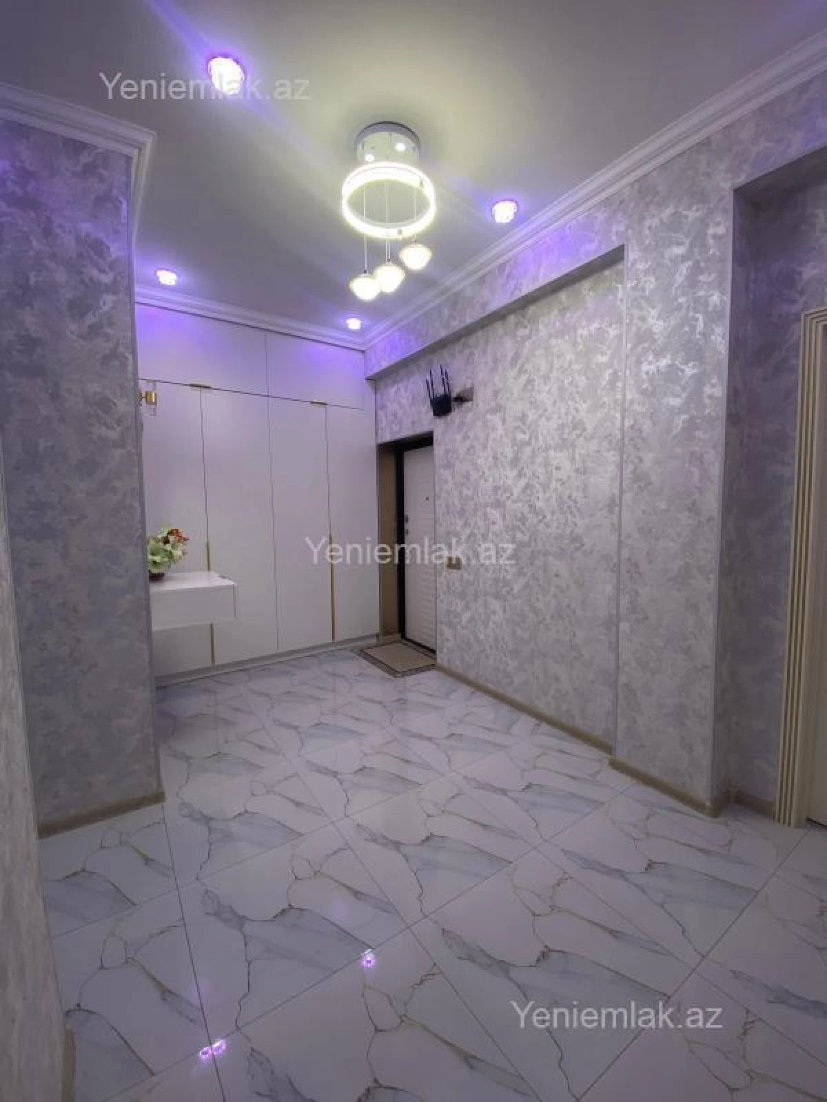 Satılır 3 otaqlı yeni tikili 78.3 m²
