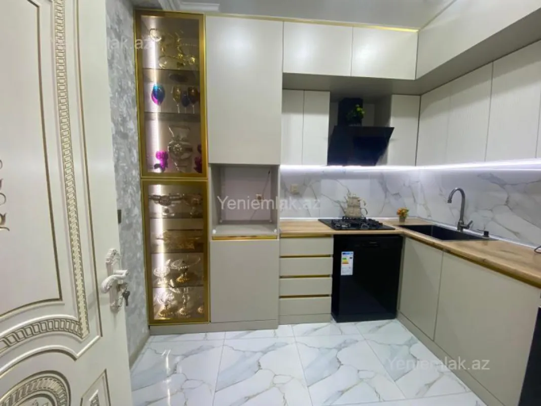 Satılır 3 otaqlı yeni tikili 78.3 m²