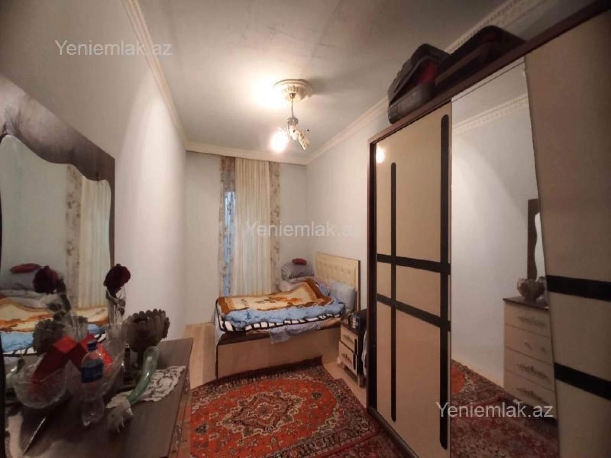 Satılır 3 otaqlı köhnə tikili 65 m²