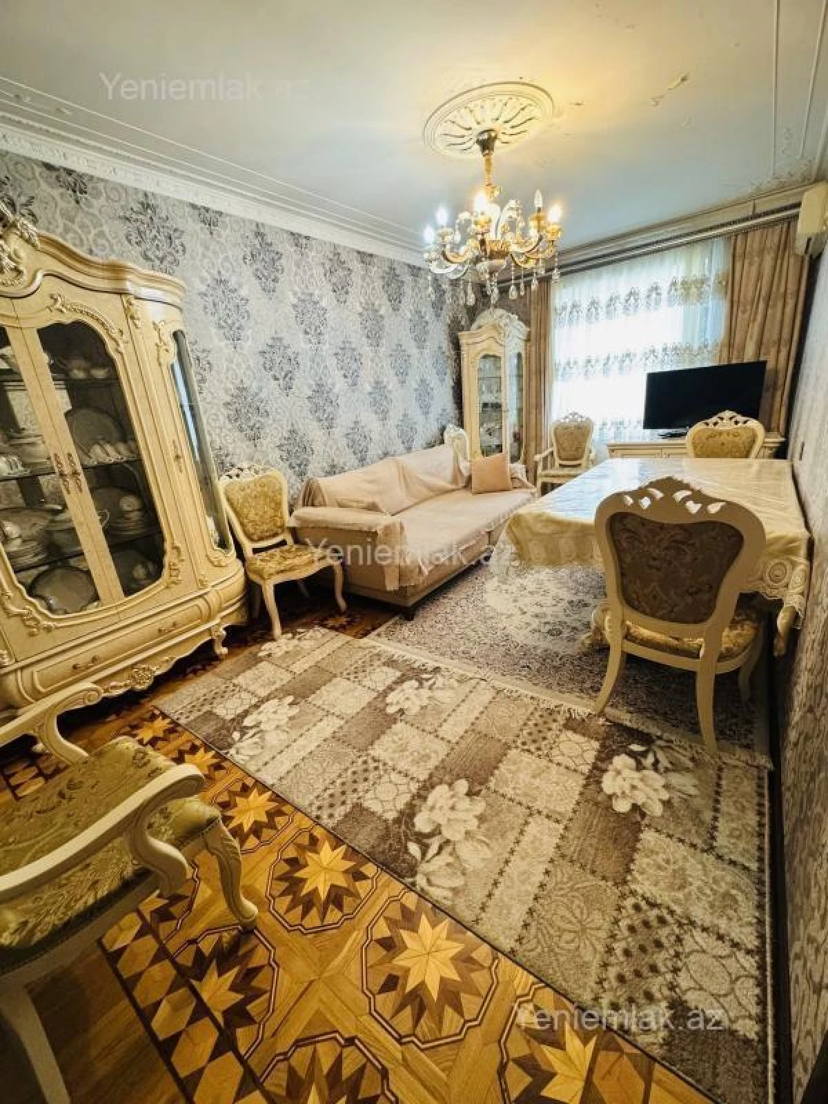 Satılır 3 otaqlı köhnə tikili 80 m²