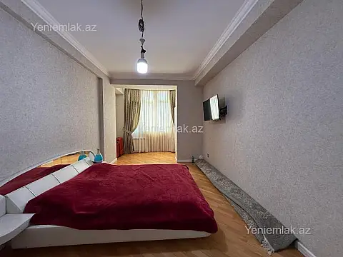 Satılır 3 otaqlı yeni tikili 150 m²