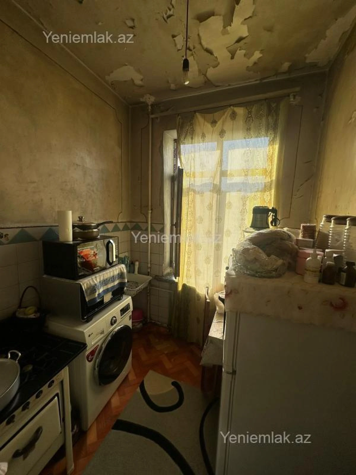 Satılır 1 otaqlı köhnə tikili 45 m²