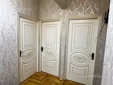 Satılır 3 otaqlı köhnə tikili 85 m²