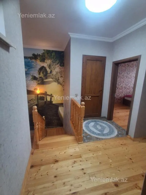 Satılır 4 otaqlı həyət evi 105 m²