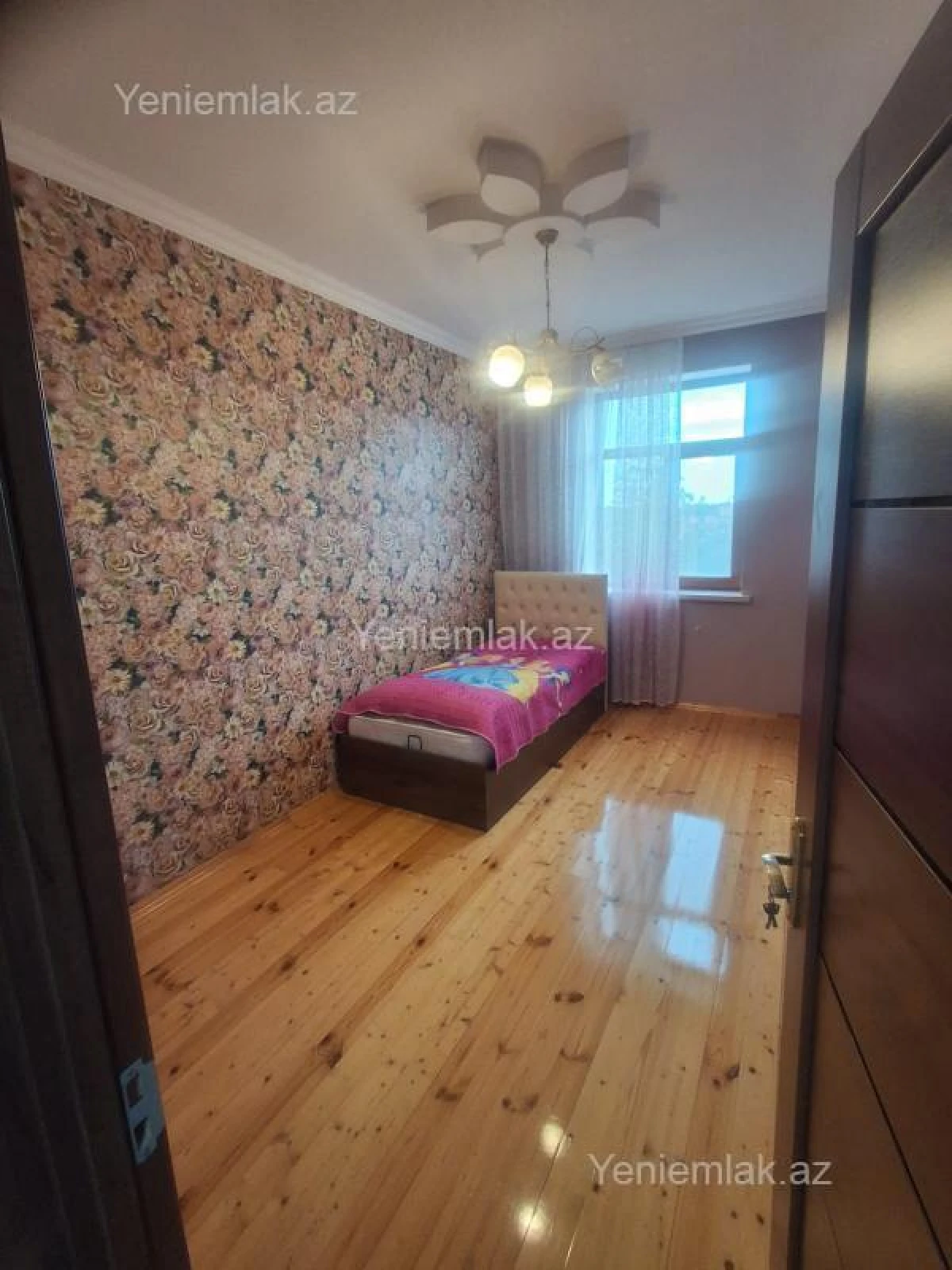 Satılır 4 otaqlı həyət evi 105 m²
