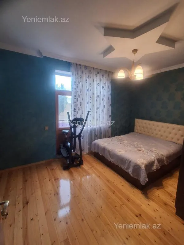Satılır 4 otaqlı həyət evi 105 m²