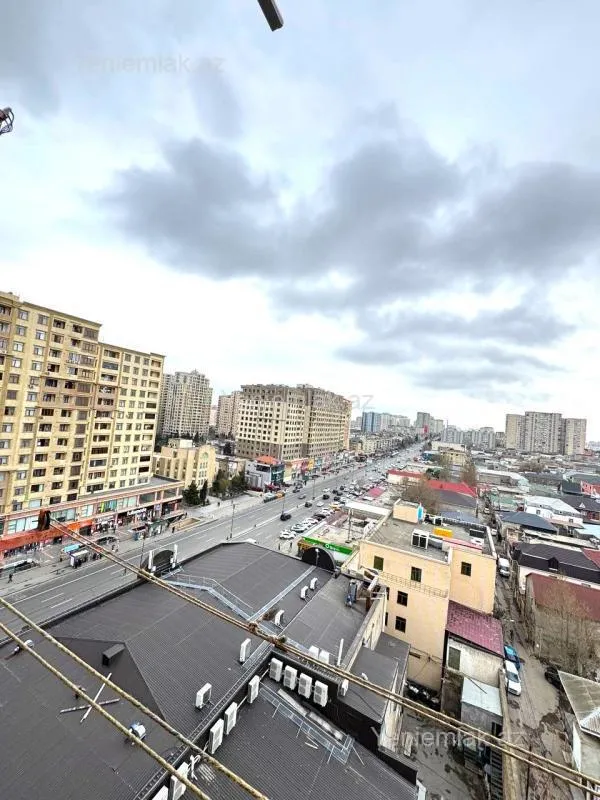 Satılır 3 otaqlı yeni tikili 125 m²