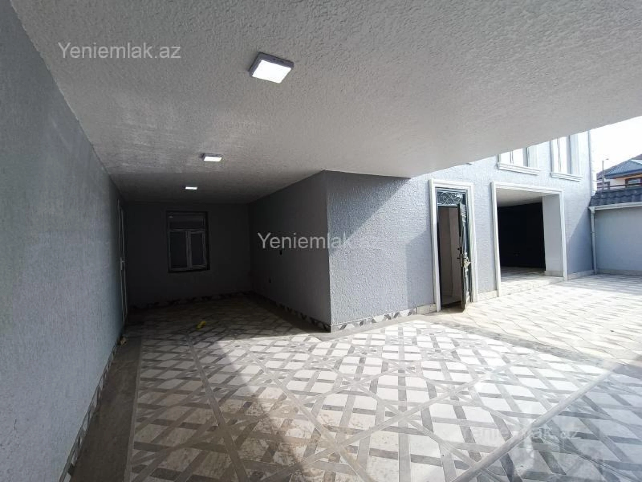 Satılır 4 otaqlı həyət evi 210 m²