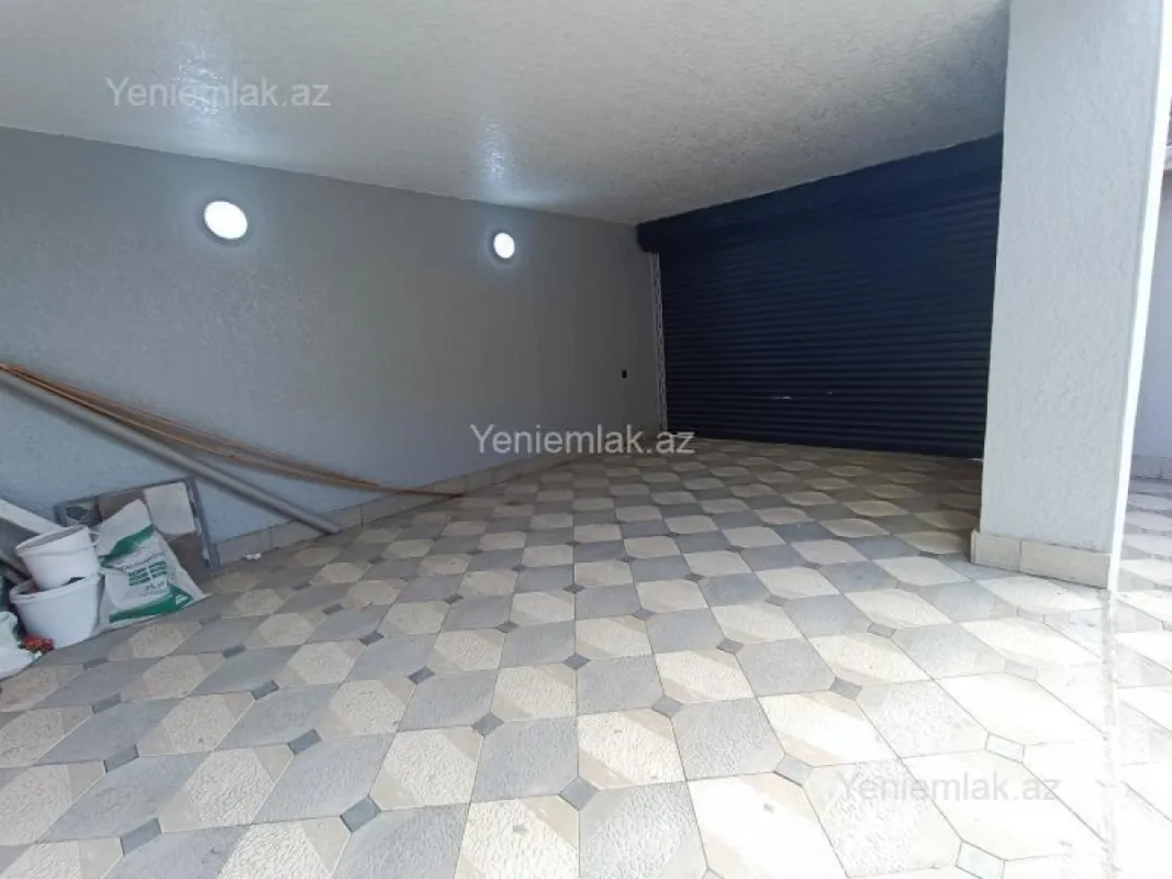 Satılır 4 otaqlı həyət evi 210 m²