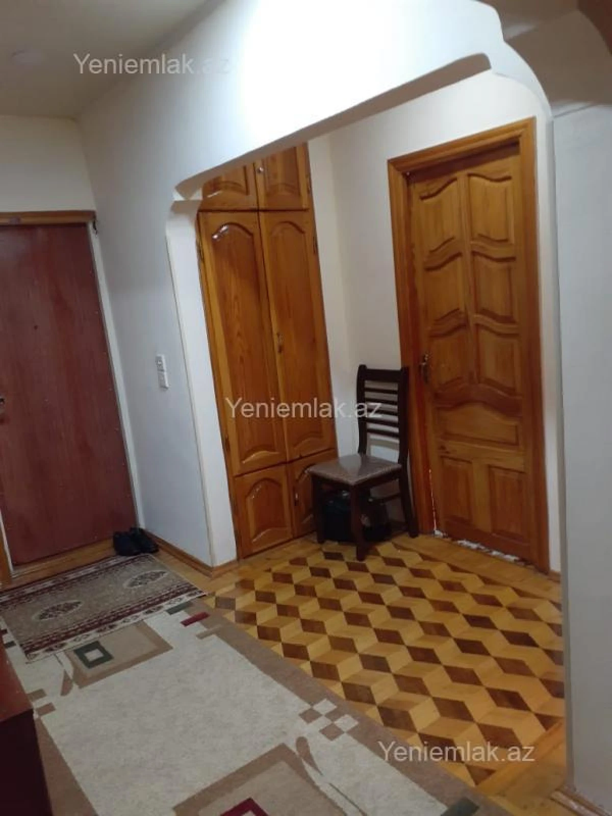 Satılır 3 otaqlı köhnə tikili 80 m²