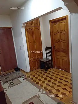 Satılır 3 otaqlı köhnə tikili 80 m²
