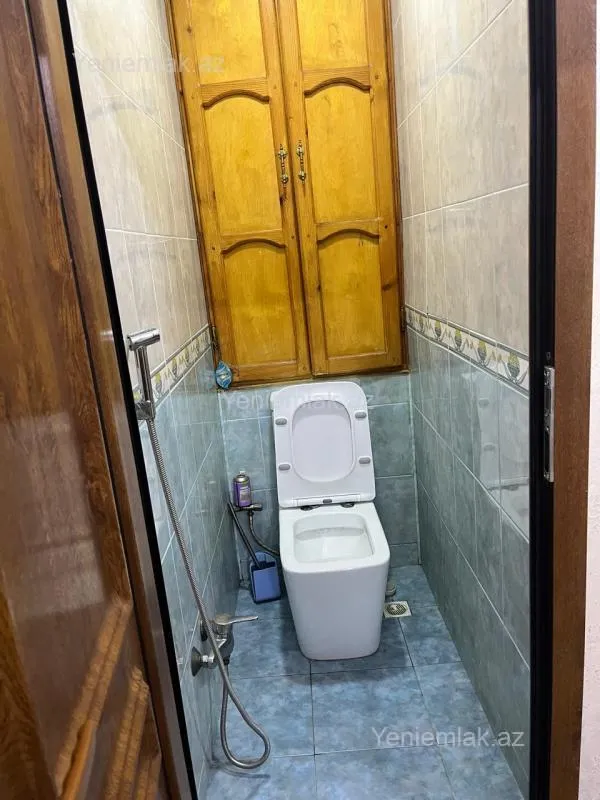 Satılır 3 otaqlı köhnə tikili 80 m²
