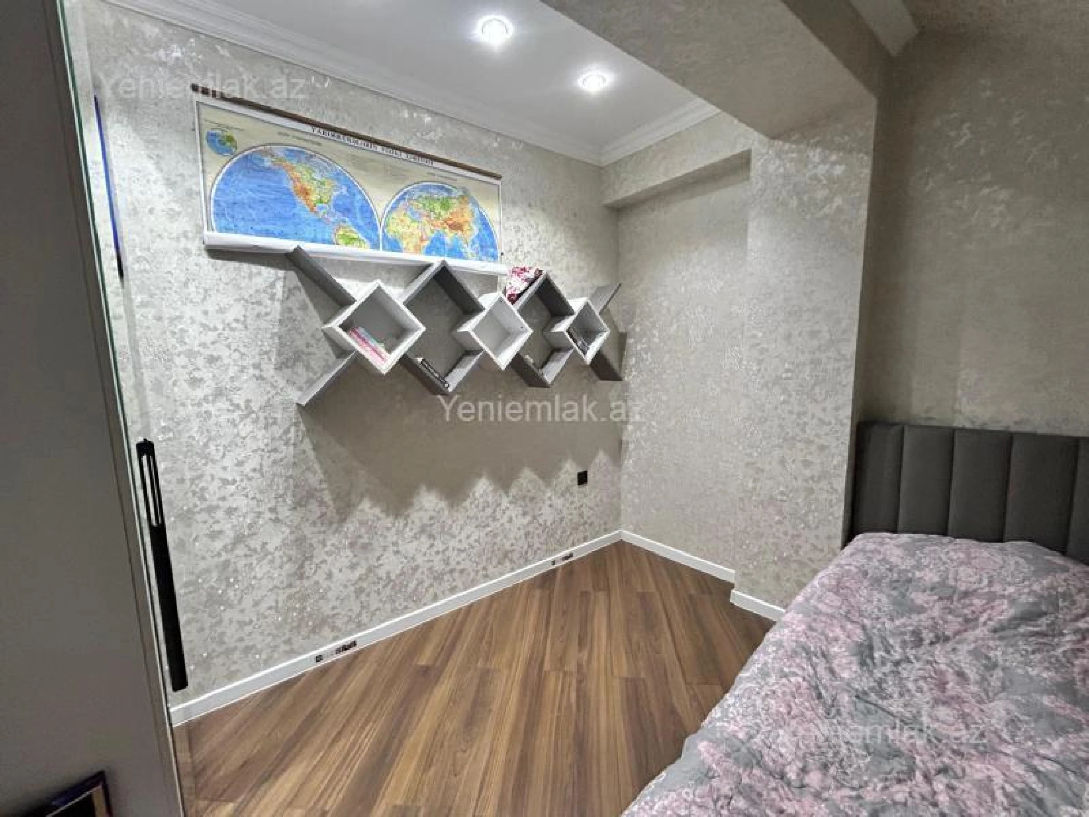 Satılır 4 otaqlı yeni tikili 122 m²
