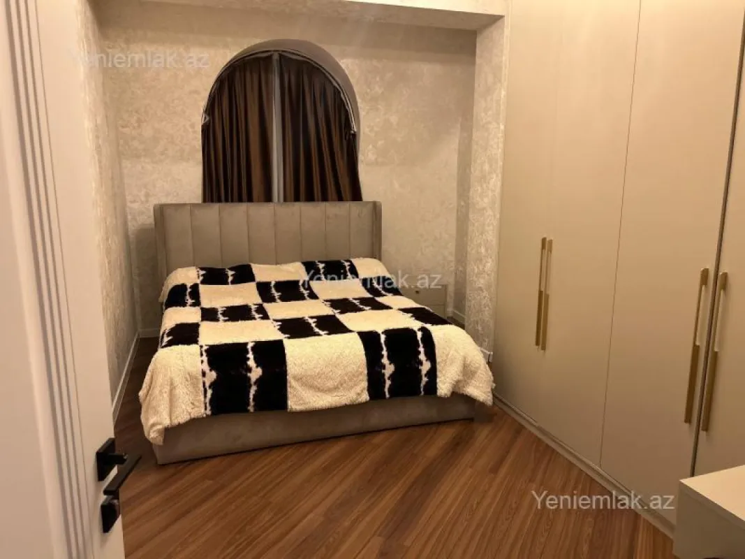 Satılır 4 otaqlı yeni tikili 122 m²