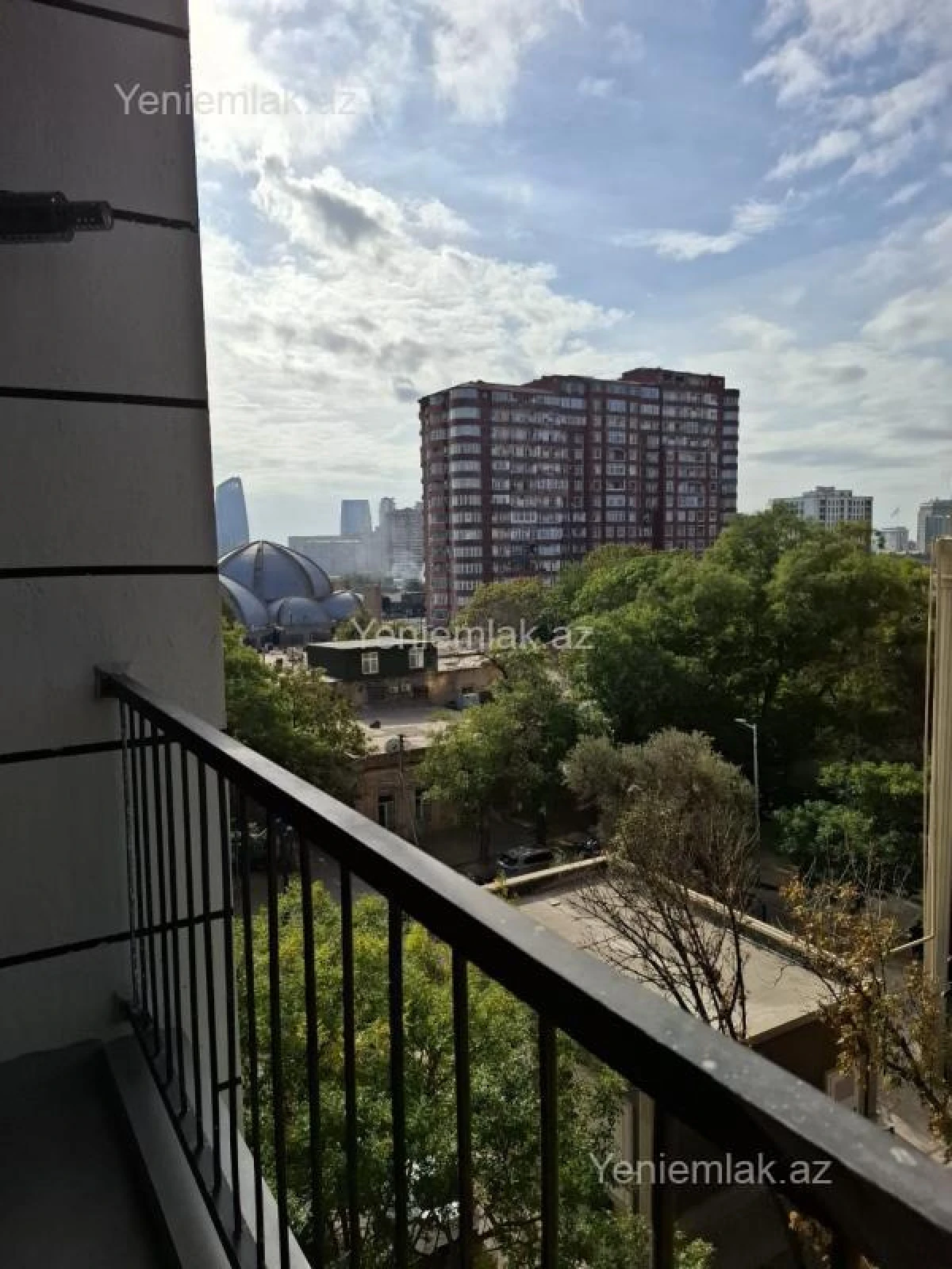 Satılır 2 otaqlı yeni tikili 65 m²