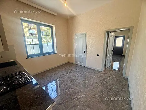 Satılır 5 otaqlı həyət evi 220 m²