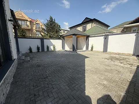 Satılır 5 otaqlı həyət evi 220 m²