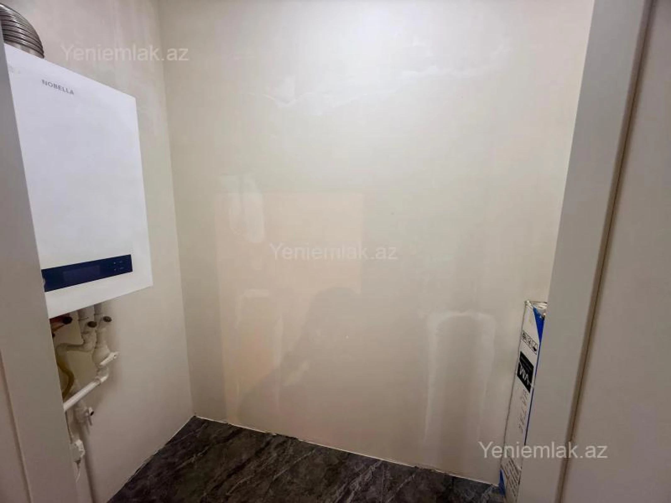 Satılır 5 otaqlı həyət evi 220 m²