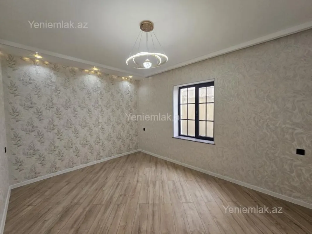 Satılır 5 otaqlı həyət evi 200 m²