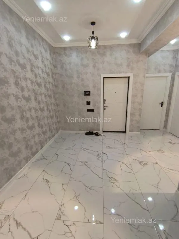 Satılır 2 otaqlı yeni tikili 85 m²