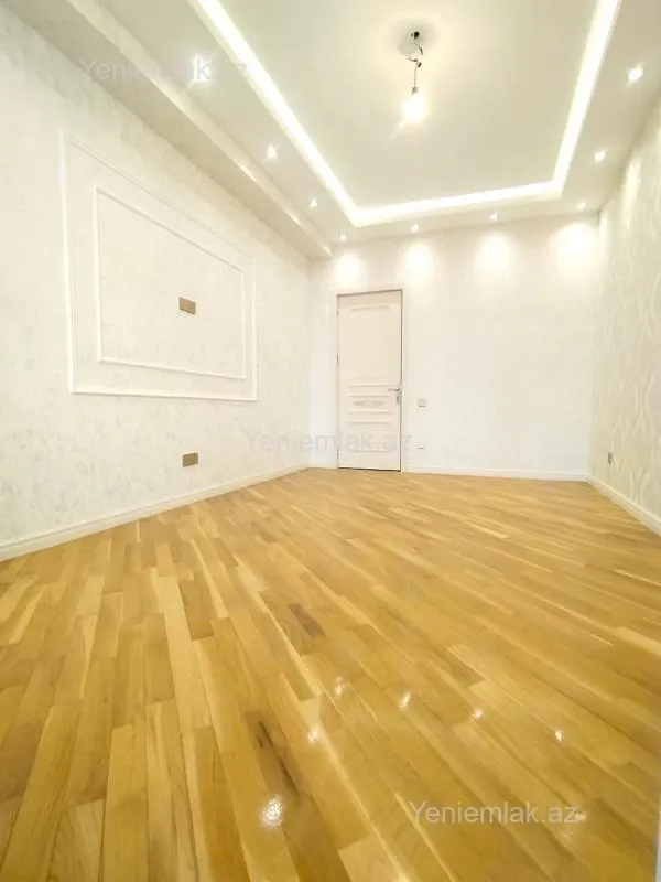 Satılır 4 otaqlı yeni tikili 170 m²
