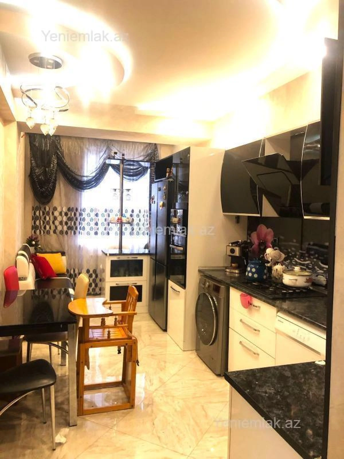 Satılır 5 otaqlı yeni tikili 155 m²