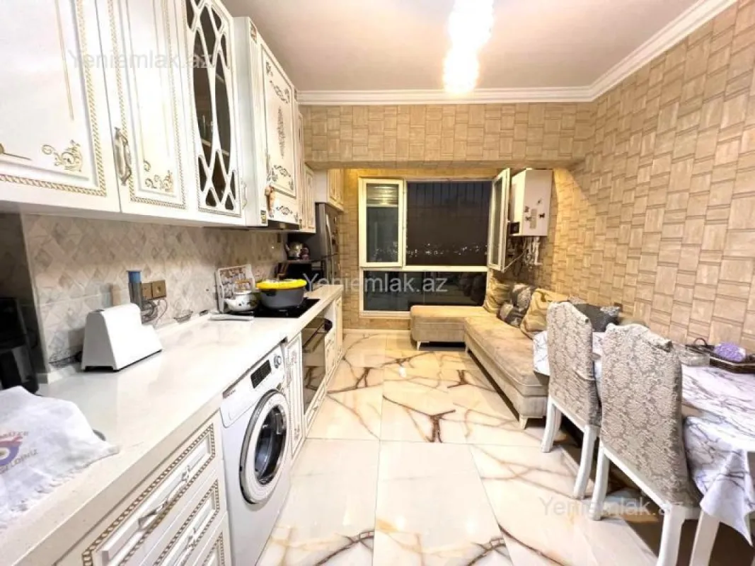 Satılır 3 otaqlı köhnə tikili 77 m²