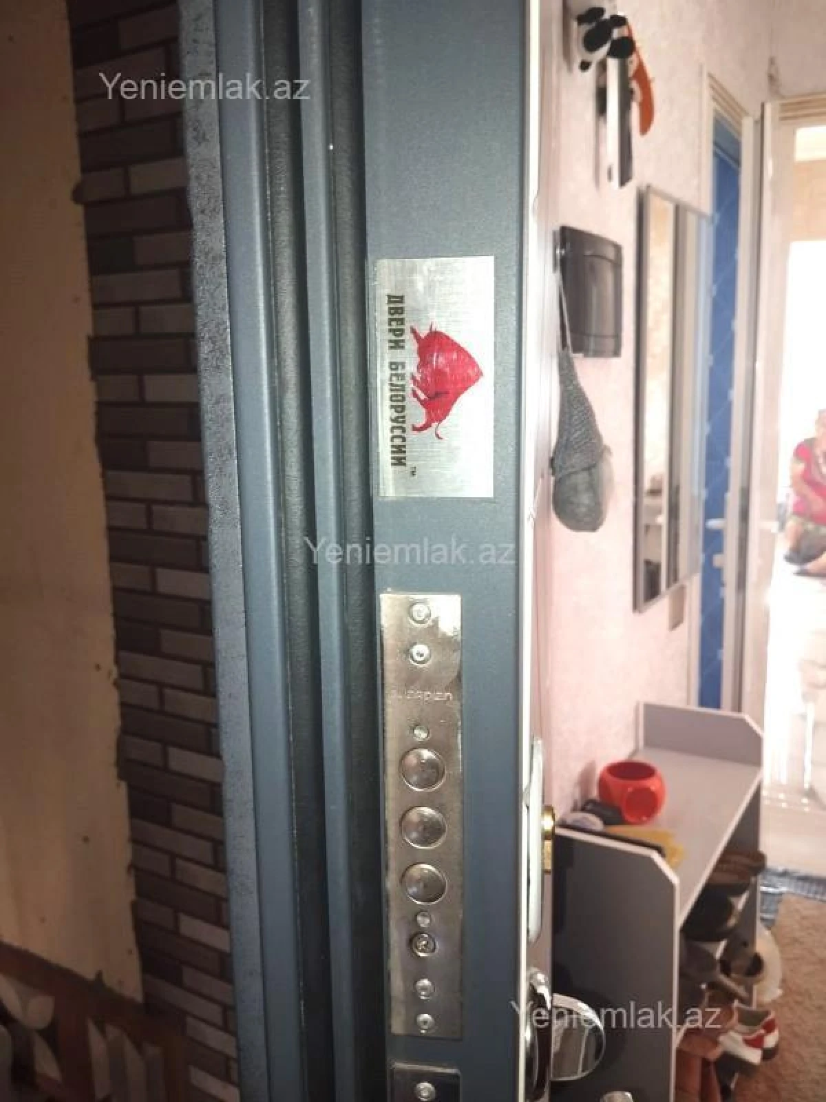 Satılır 3 otaqlı köhnə tikili 77 m²