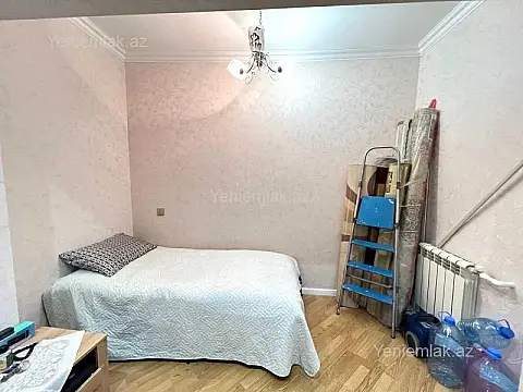 Satılır 3 otaqlı köhnə tikili 77 m²