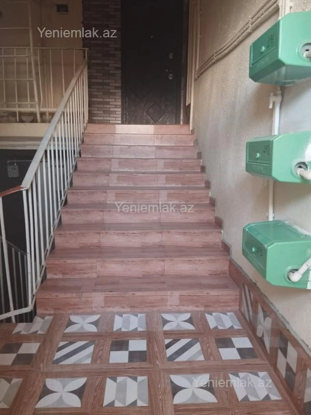 Satılır 3 otaqlı köhnə tikili 77 m²