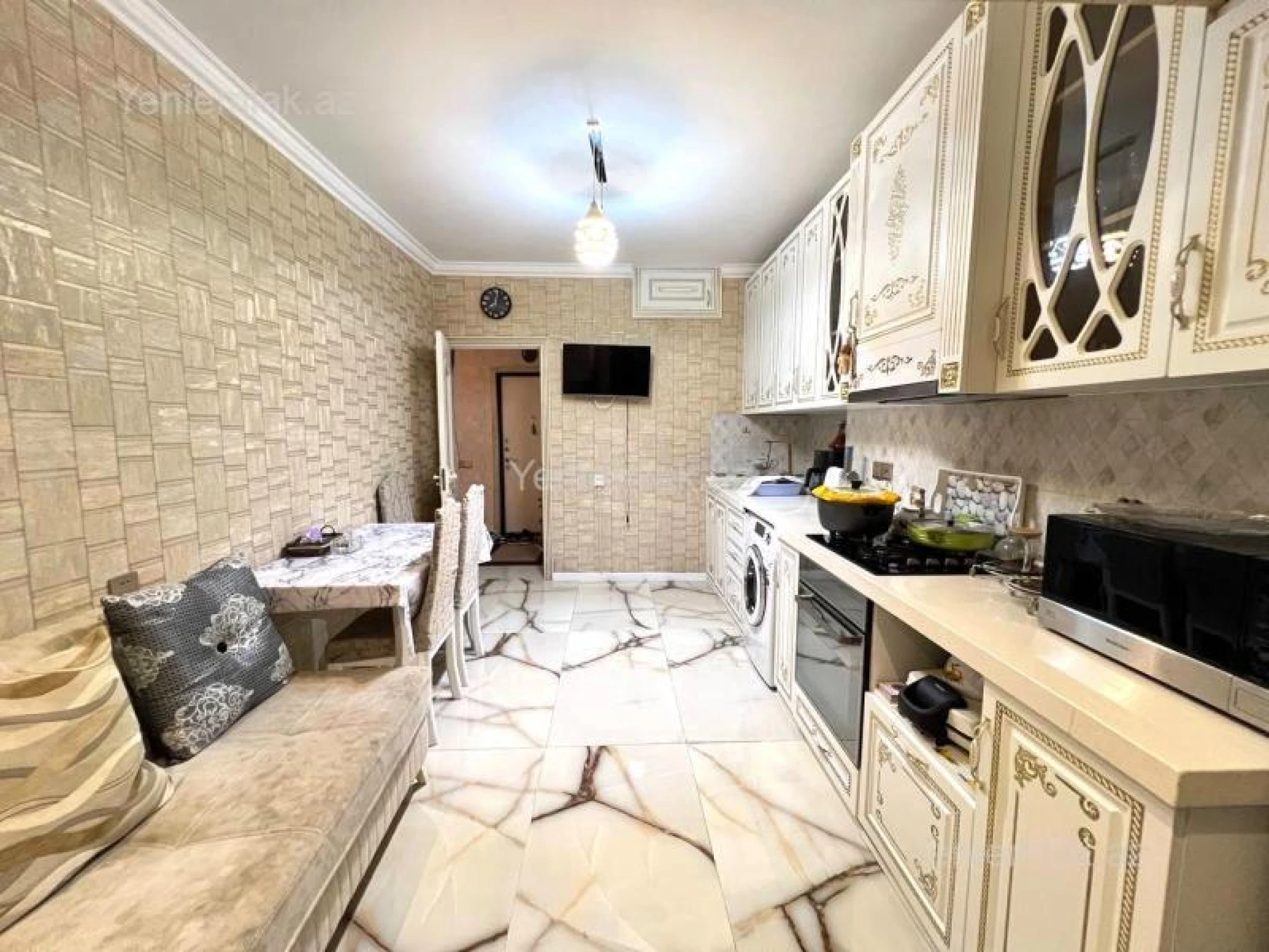 Satılır 3 otaqlı köhnə tikili 77 m²