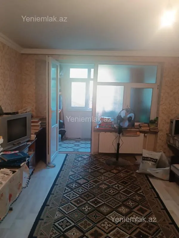 Satılır 2 otaqlı köhnə tikili 44 m²