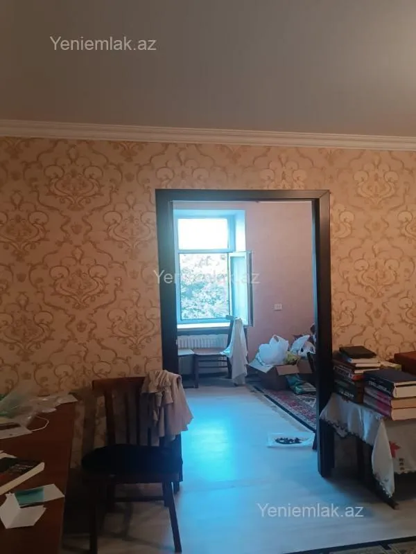 Satılır 2 otaqlı köhnə tikili 44 m²