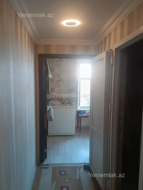 Satılır 2 otaqlı köhnə tikili 44 m²