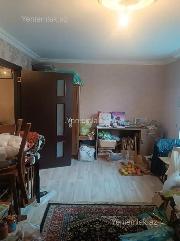 Satılır 2 otaqlı köhnə tikili 44 m²