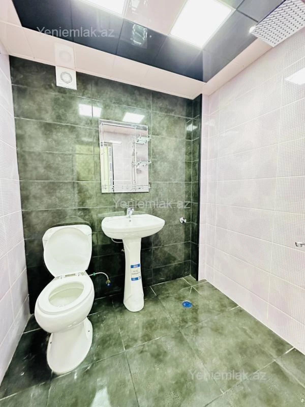 Satılır 2 otaqlı köhnə tikili 35 m²