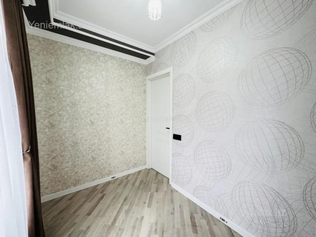 Satılır 2 otaqlı köhnə tikili 35 m²