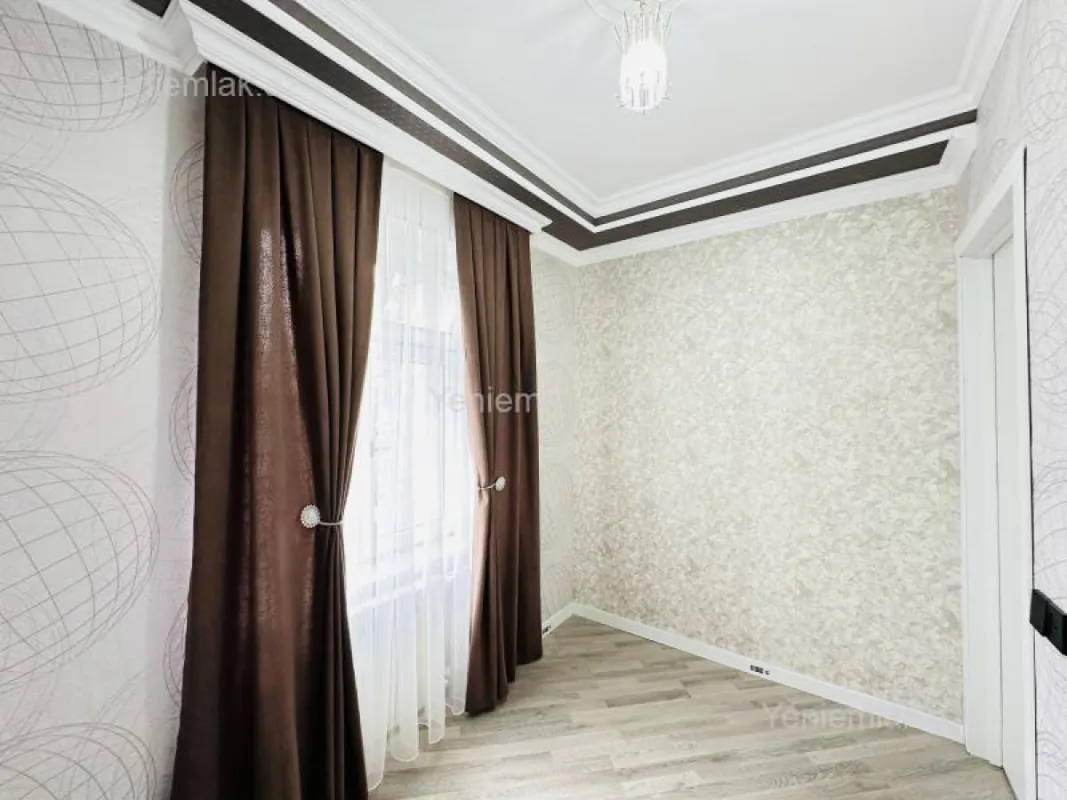 Satılır 2 otaqlı köhnə tikili 35 m²