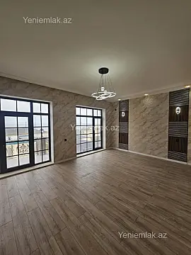 Satılır 5 otaqlı həyət evi 200 m²