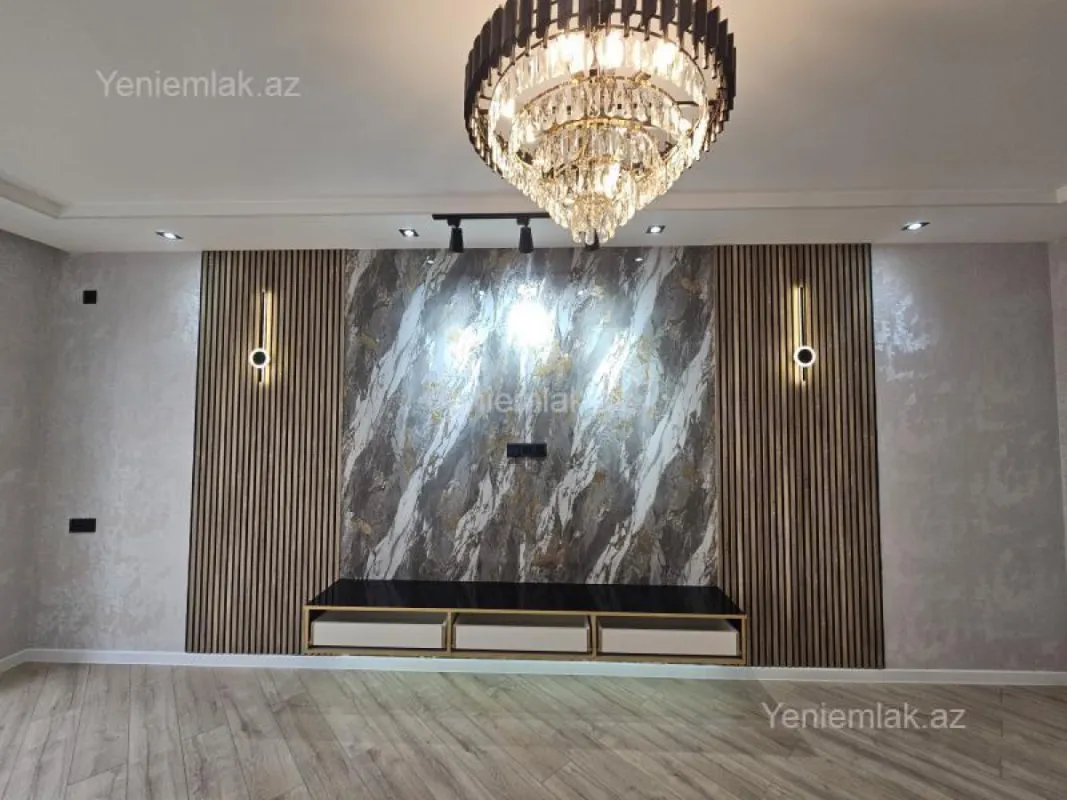 Satılır 5 otaqlı həyət evi 200 m²