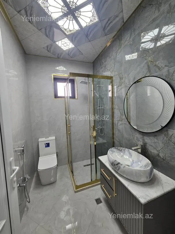 Satılır 5 otaqlı həyət evi 200 m²
